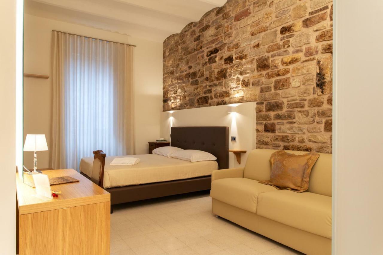 Portica10 Bed and Breakfast Assisi Buitenkant foto